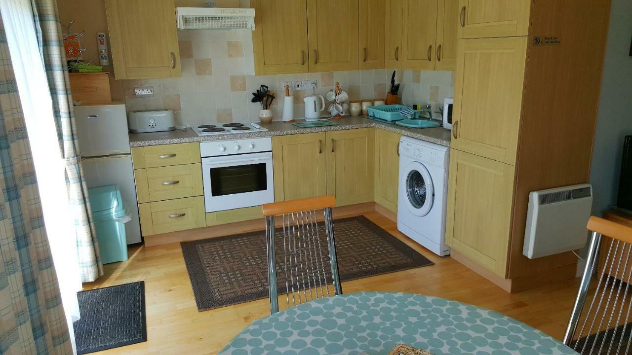 Chalets & Lodges At Atlantic Bays Holiday Park Падстоу Екстериор снимка